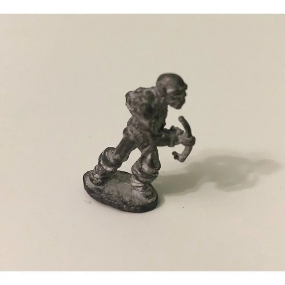 Vtg 1979 Ral Partha Dungeons And Dragons  Miniature Metal Figure - Picture 9 of 9